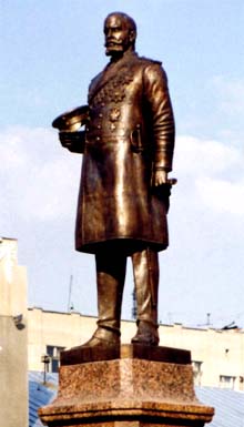 Памятник П.А.Столыпину в Саратове